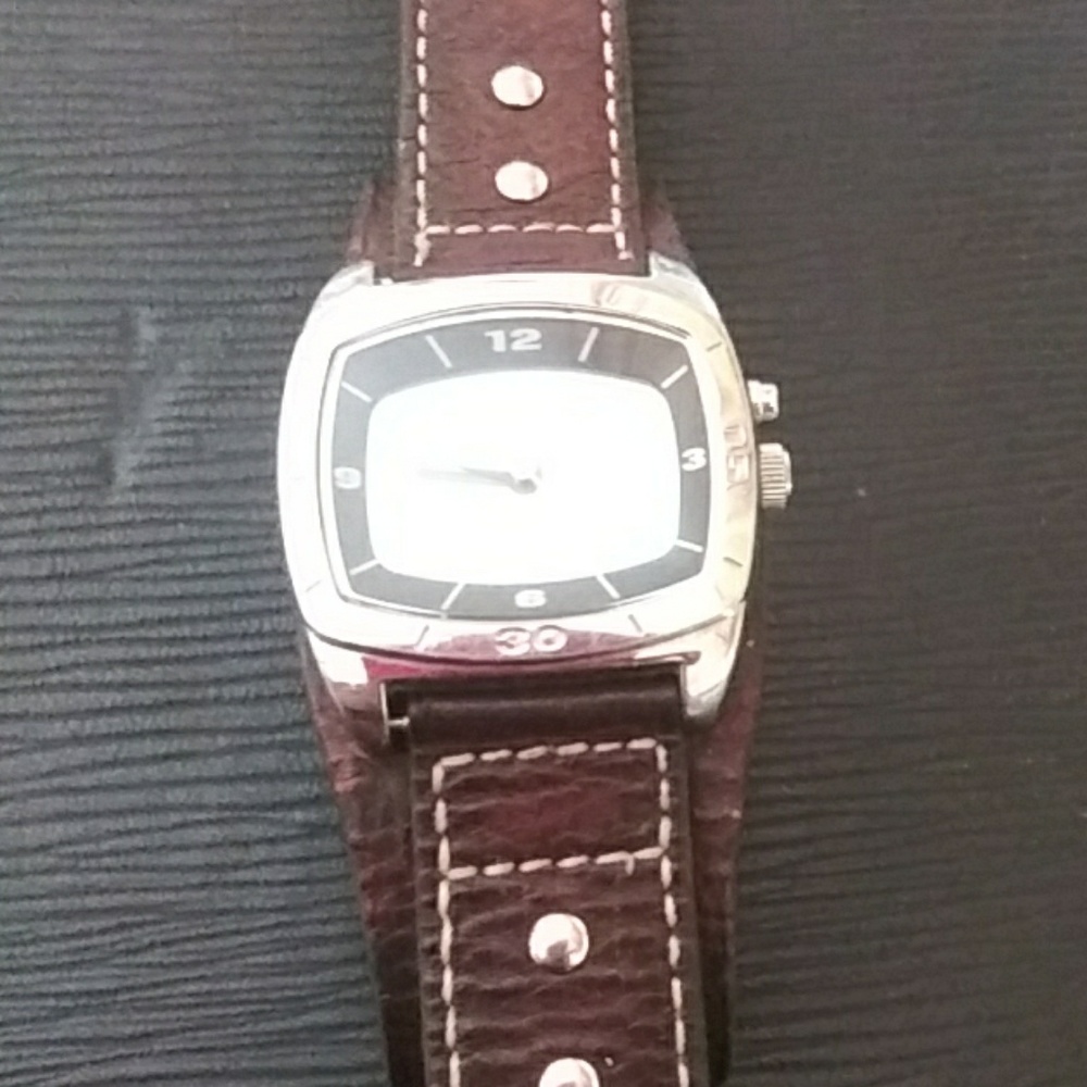 FOSSIL MEN WATCH - Picture 3 of 4